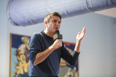 Genova, sala CAP - Alessandro di Battista presenta associazione 