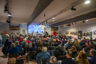 Genova, sala CAP - Alessandro di Battista presenta associazione 