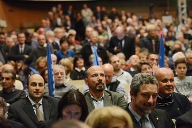 Genova, teatro della giovent√π - incontro destra fratelli d'Ital