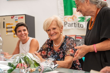 Genova, via delle vigne - circolo PD - visita di Livia Turco