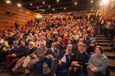 Genova, acquario - Matteo Renzi presenta il suo libro Palla al C