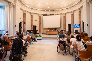 Genova, biblioteca Berio - visita ministro disabilita Alessandra