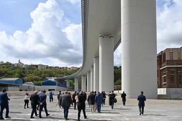 Genova, via 30 Giugno - area sotto il ponte destinata a diventar