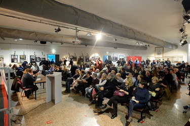 Genova, sala chiamata del porto - assemblea sinistra una nuova p