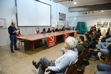 Genova, sala CAP via Albertazzi - incontro partito comunista in 