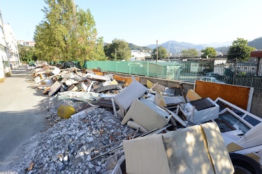 Genova, Bolzaneto - il complesso di capannoni e condomini CIARI 