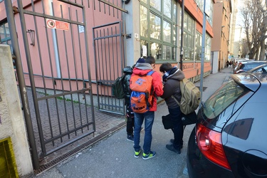 Genova, Bolzaneto - scuola media Gaslini in via Bolzaneto 11