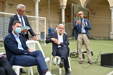 Genova, Certosa, Chiostro - assemblea pubblica su lavori terzo v