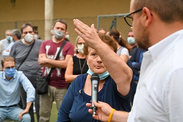 Genova, Certosa, Chiostro - assemblea pubblica su lavori terzo v