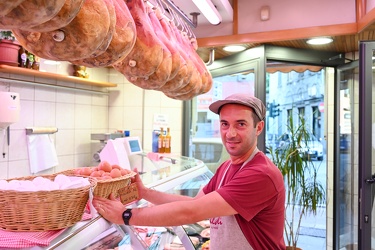 Genova, Certosa - reportage nel quartiere a due anni dalla trage