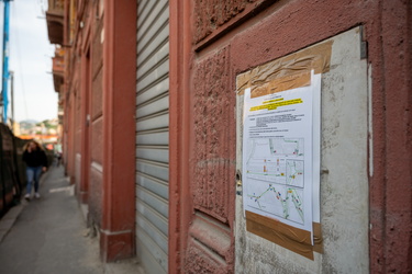 Genoa, quartiere di Certosa assediato dai cantieri