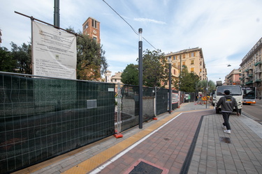 Genova, Cornigliano - la piazza Rizzolio in via di rinnovamento