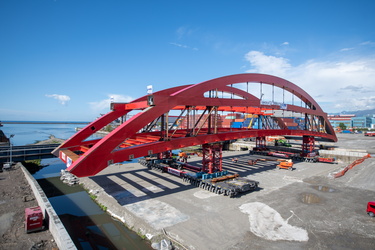 Genova, Cornigliano - procedono lavori cantiere strada papa pont