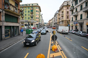 Genova, via Cornigliano - cantiere nel tratto a ponente della st