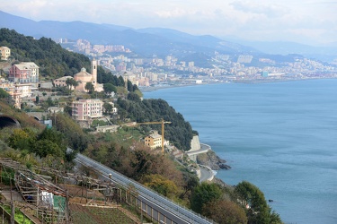 Genova - il paese di Crevari, sulle alture sopra Voltri
