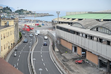 Genova, fiera - avanzamento lavori demolizione quartiere fierist