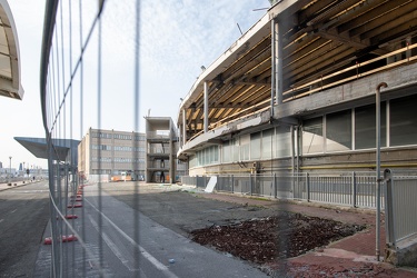 Genova, fiera - avanzamento lavori demolizione per waterfront di