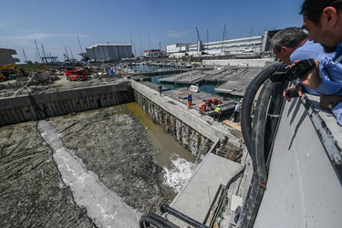 waterfront operazioni acqua canale 27052023-0771