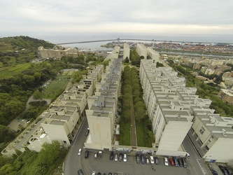 Genova - periferia Pegli, complesso residenziale edilizia popola