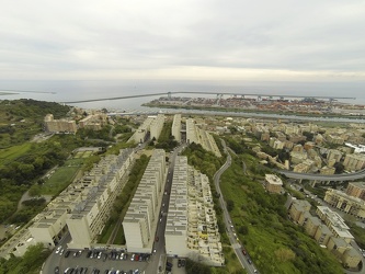 Genova - periferia Pegli, complesso residenziale edilizia popola