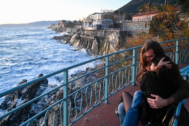 Genova Nervi - mareggiata sulla passeggiata anita garibaldi