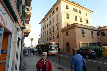 Genova Pegli - immobili del comune al 32 e 34 rosso