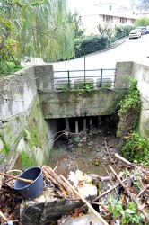 Genova - via Shelley - il Rio Penego, corso d'acqua sotterraneo 