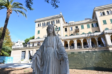 Genova Quarto, via Nullo - ex convento in via di conversione in 