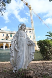 Genova Quarto, via Nullo - ex convento in via di conversione in 