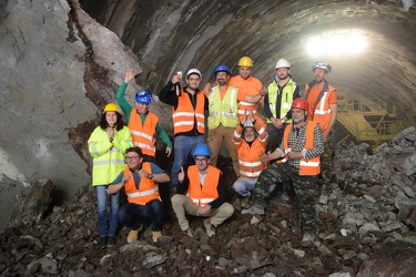 Genova, Borzoli - abbattimento diaframma cantiere terzo valico