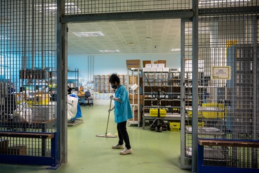 Genova, Sestri Ponente - centro smistamento postale presso Marin