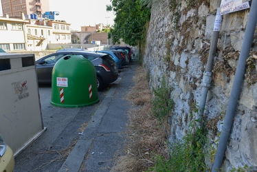 marciapiedi via brigata salerno Ge200514 DSC3567