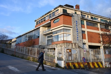 Genova, molassana, via San Felice - ex Bullonital edificio abban