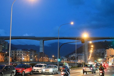 Genova, lungo Bisagno - viadotto autostradale sulla Valbisagno, 