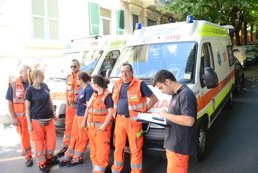 Genova - Rivarolo - volontari soccorso croce Rosa