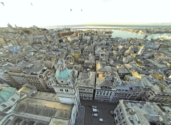 Genova - fotografia con drone e gopro - centro storico