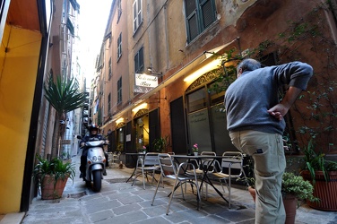 Genova - Vico Indoratori - furto 