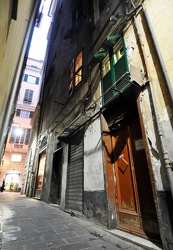 Genova - Vico San Genesio 8R sequestro