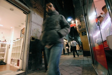 reportage notte Via della Maddalena