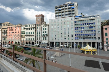 Genova, la zona di Piazza Caricamento