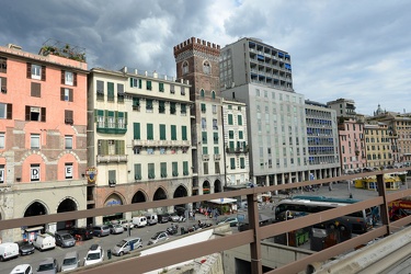 Genova, la zona di Piazza Caricamento