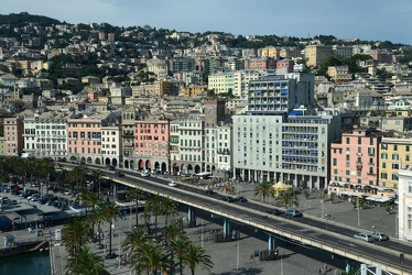 Genova, la zona di Piazza Caricamento