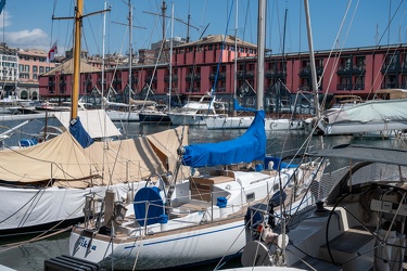 Genova, porto antico darsena - palazzi Metellino e Tabarca