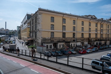 Genova, darsena - i palazzi Metellino e Tabarca, dietro al museo