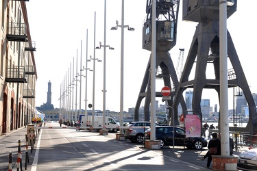 Genova - riproduzioni inquadrature da foto storiche al porto ant