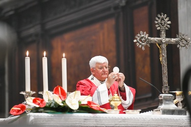 Genova, cattedrale San Lorenzo - messa con vescovo Marco Tasca