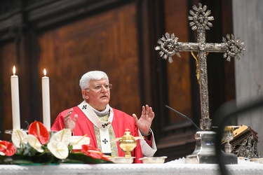 Genova, cattedrale San Lorenzo - messa con vescovo Marco Tasca