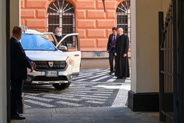 Genova, arcivescovado piazza Matteotti - nuovo arcivescovo Padre