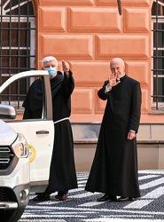 Genova, arcivescovado piazza Matteotti - nuovo arcivescovo Padre