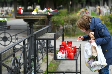 Genova, cimitero Staglieno - messa giorno defunti con distanziam